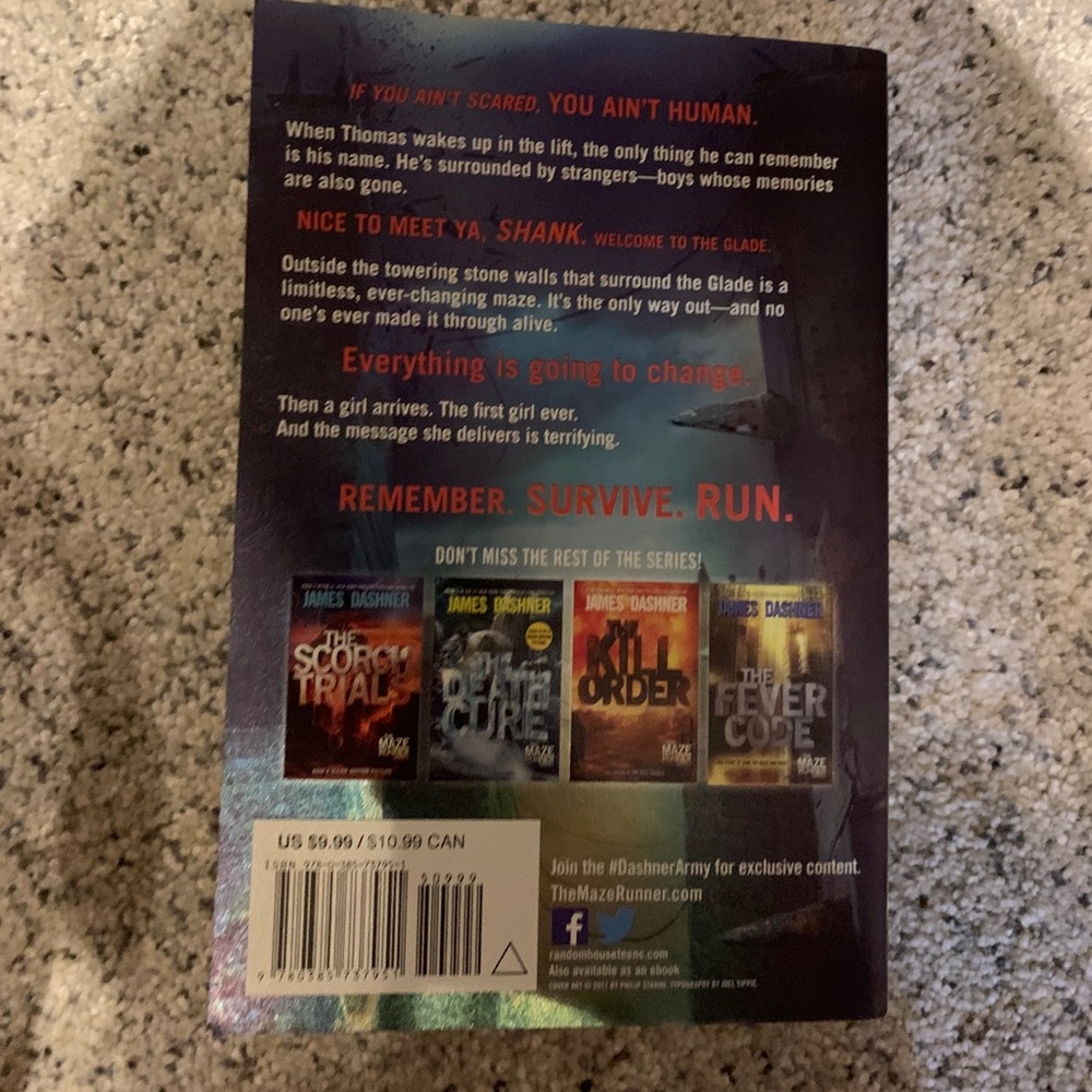 Teen novel bundle - Picture 2 of 6